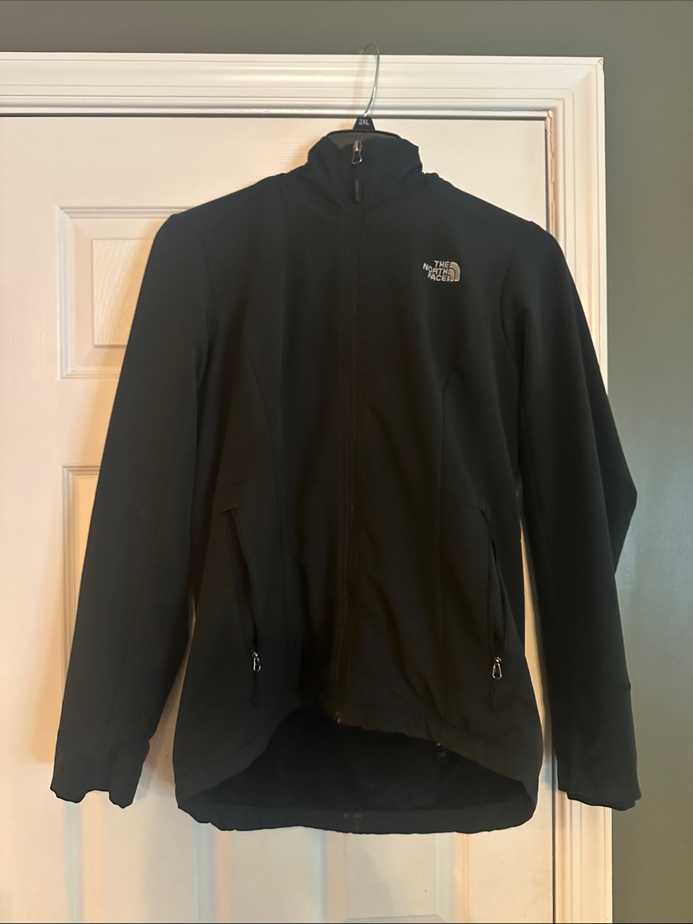 The North Face Black Women's Performance Softshell Jacket